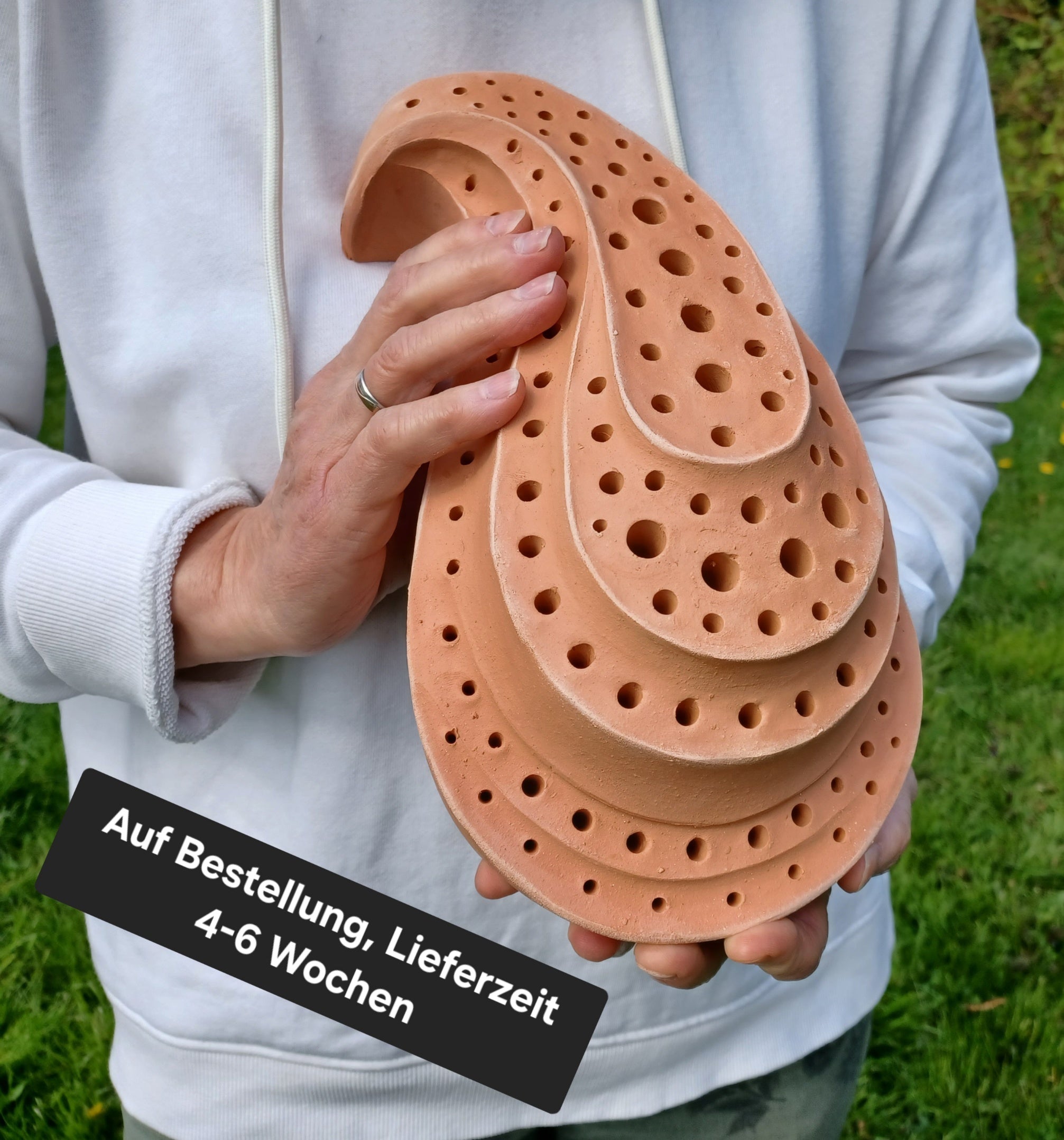 Bienenstein Tropfen Nisthilfe für Wildbienen