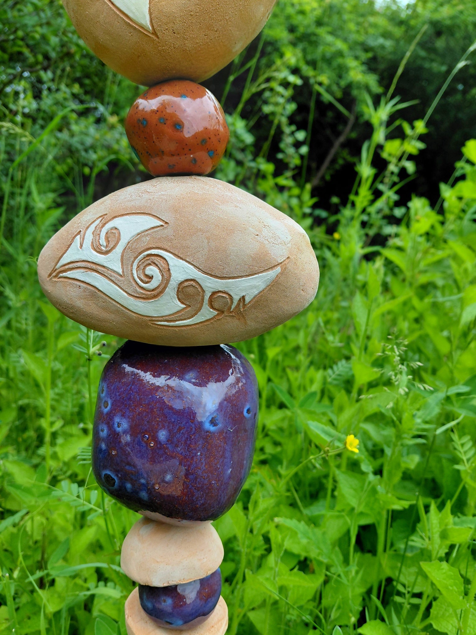 Gartenstele mit Vogeltränke, frostfest