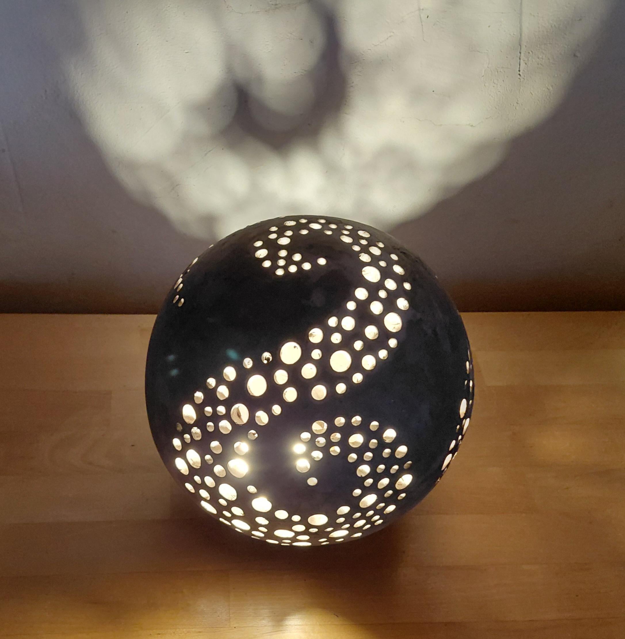 Große Lichtkugel 24 cm Keramik Leuchtkugel frostfest