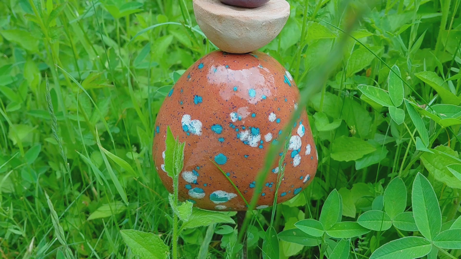 Gartenstele mit Vogeltränke, frostfest